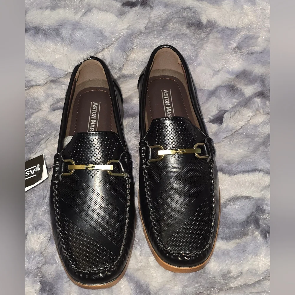 NWB Aston Marc Men's Perforated‎ Buckle Moccasin Loafers Size 8.5